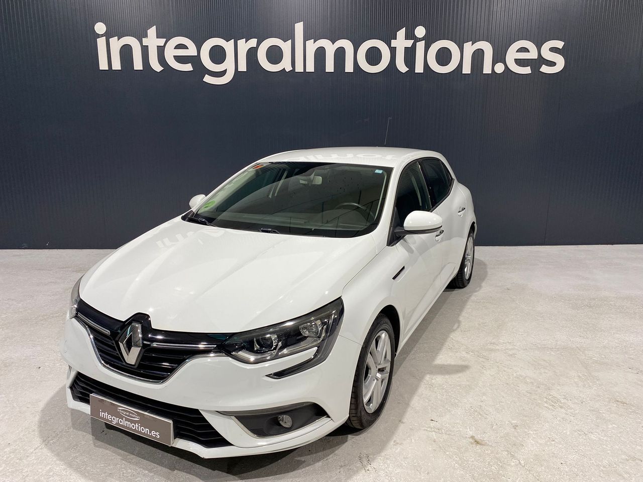 Renault Megane 								Business Blue dCi 81 kW (115CV)