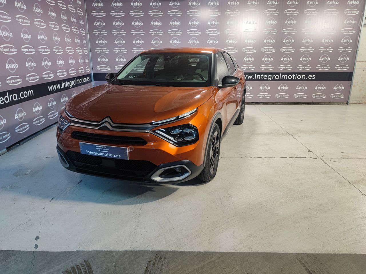 Citroen C4 								PureTech 130 SandS EAT8 Shine