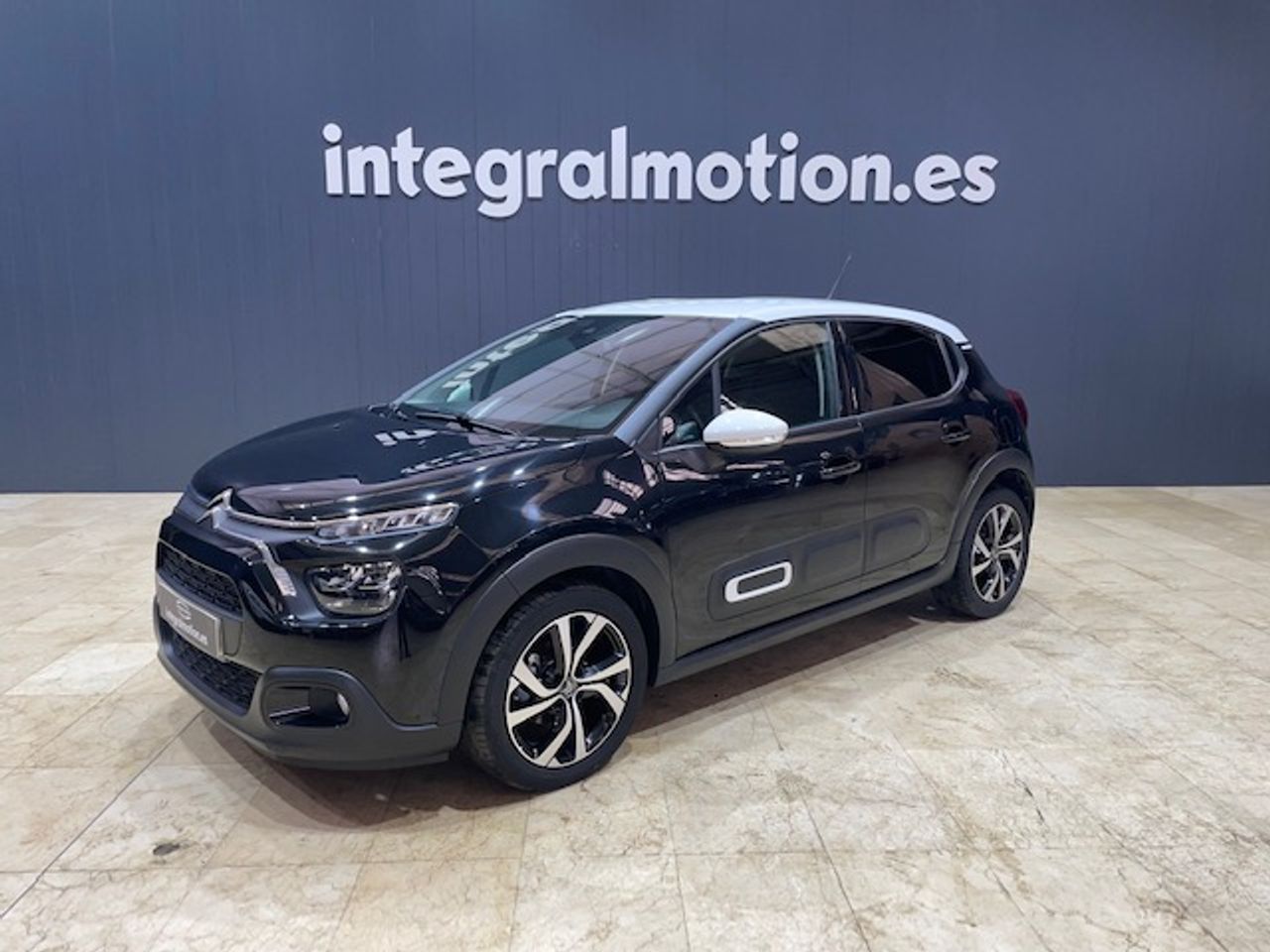 Citroen C3 								PureTech 81KW (110CV) SandS Shine