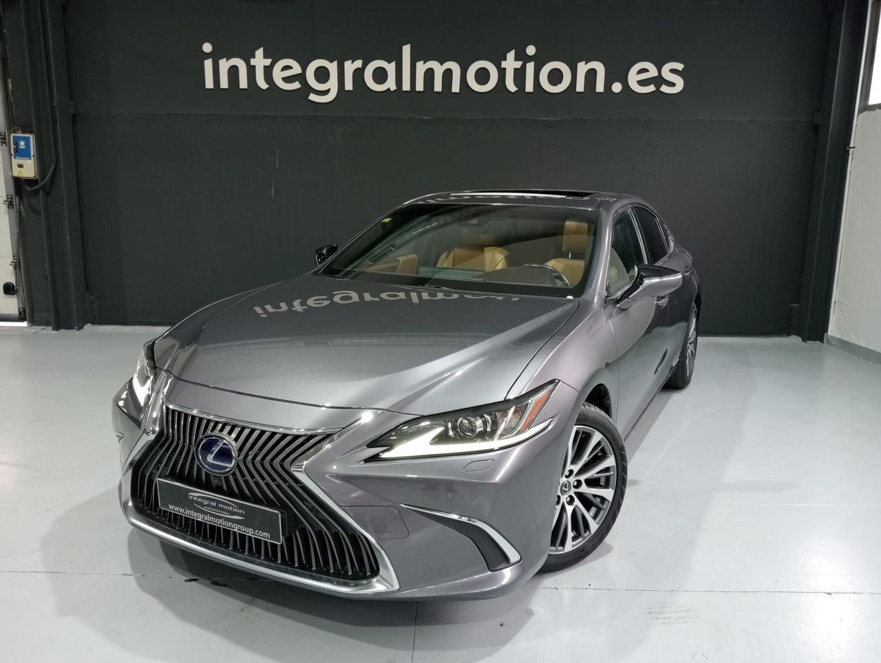 Lexus ES 2.5 300h Executive