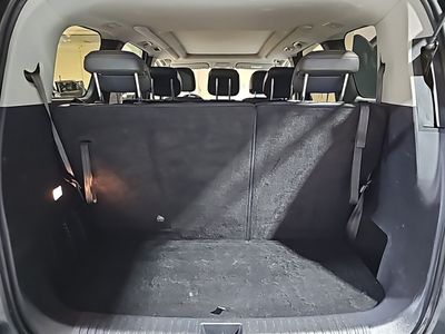 maxus-euniq-5-53-kwh-29 Thumbnail
