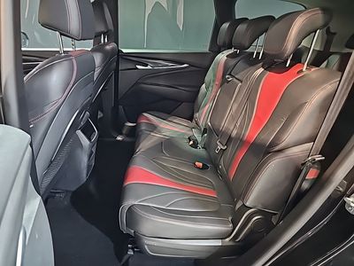 maxus-euniq-5-53-kwh-9 Thumbnail