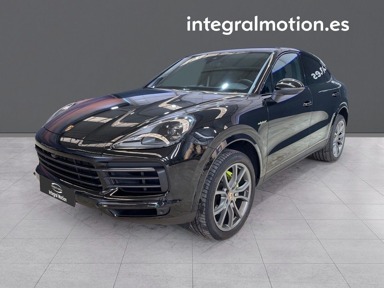 Porsche Cayenne Coupé E-Hybrid Platinum Edition