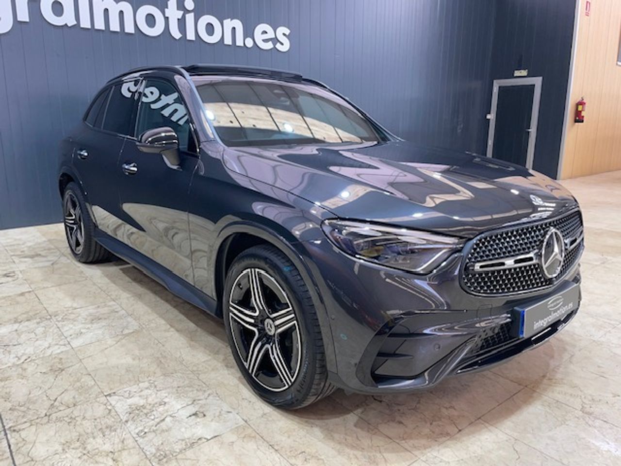 mercedes glc 2023 / foto grande (3)