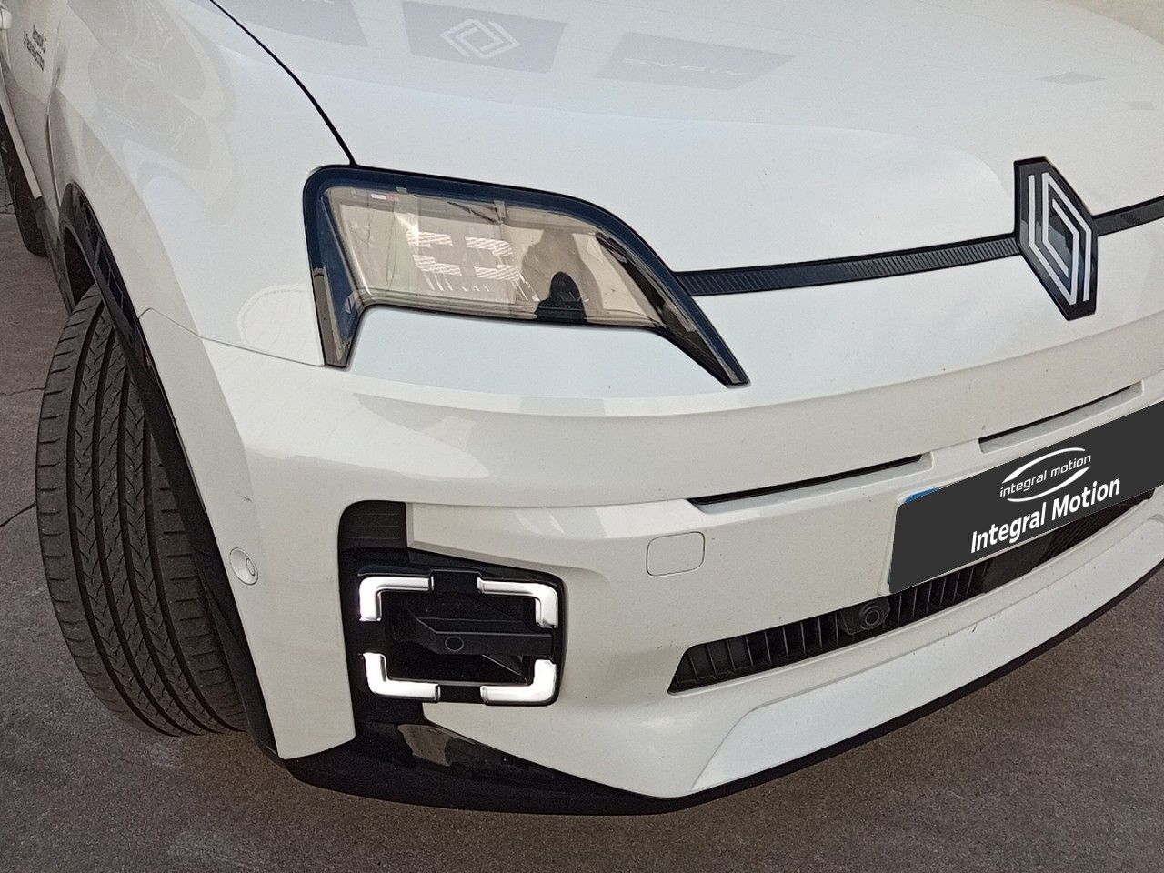 renault 5 e-tech 2024 / foto grande (3)