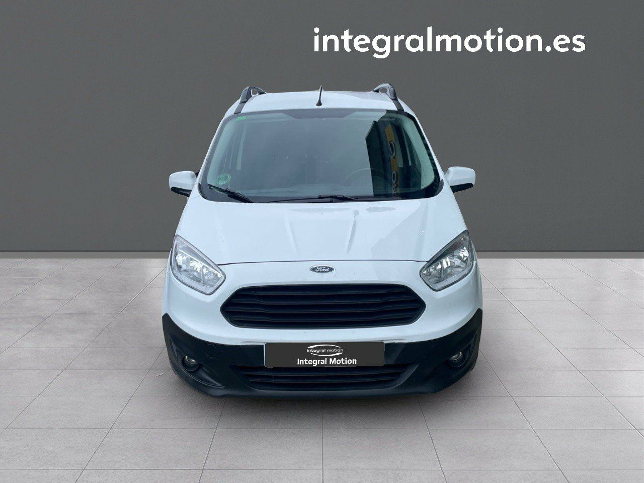 ford transit courier 2018 / foto grande (2)