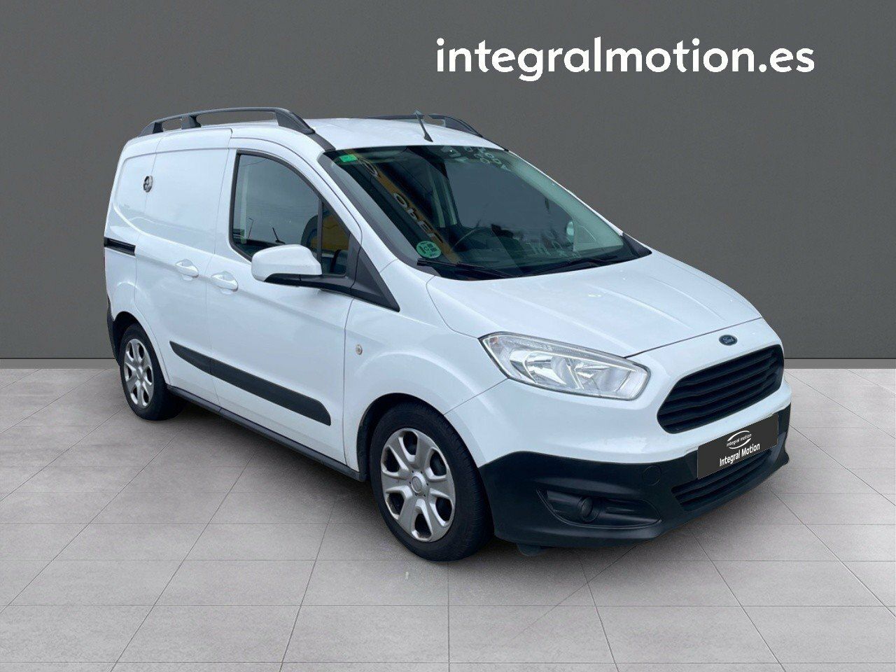 ford transit courier 2018 / foto grande (3)