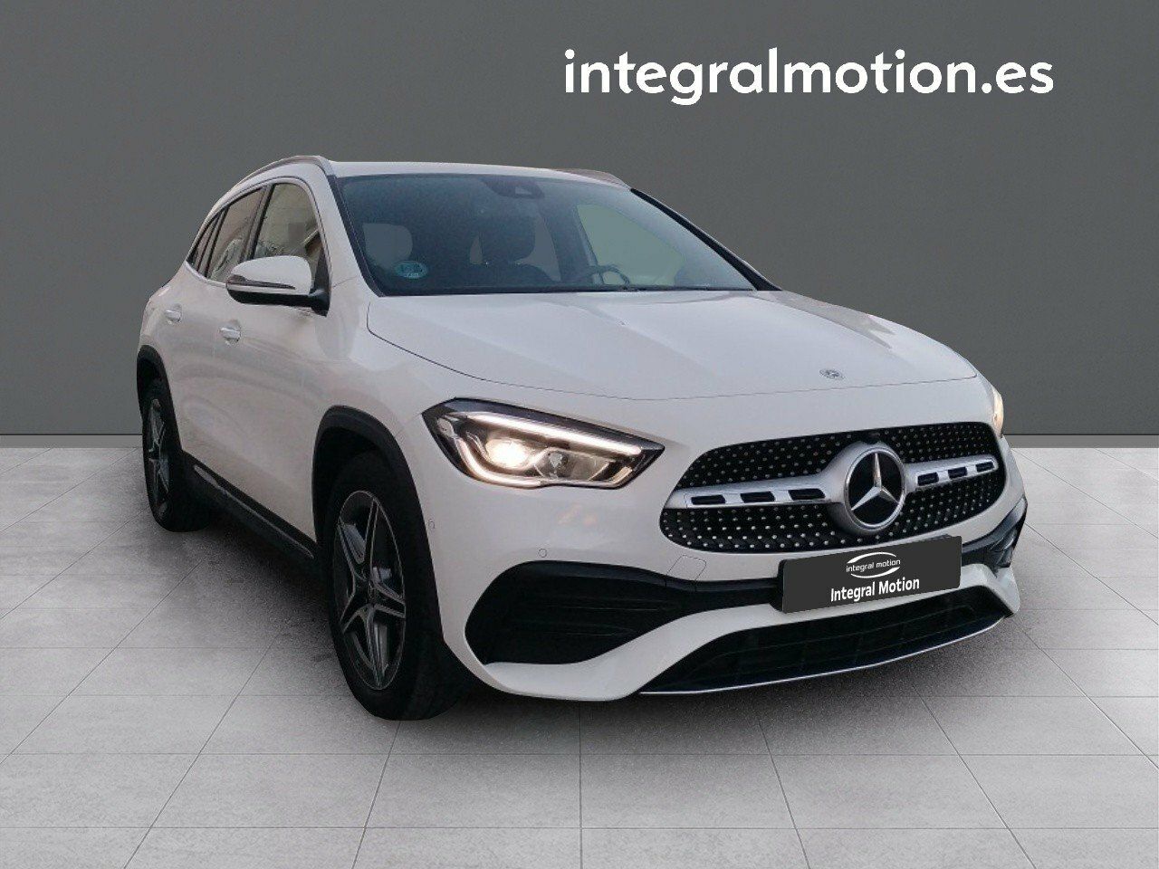 mercedes gla 2021 / foto grande (2)
