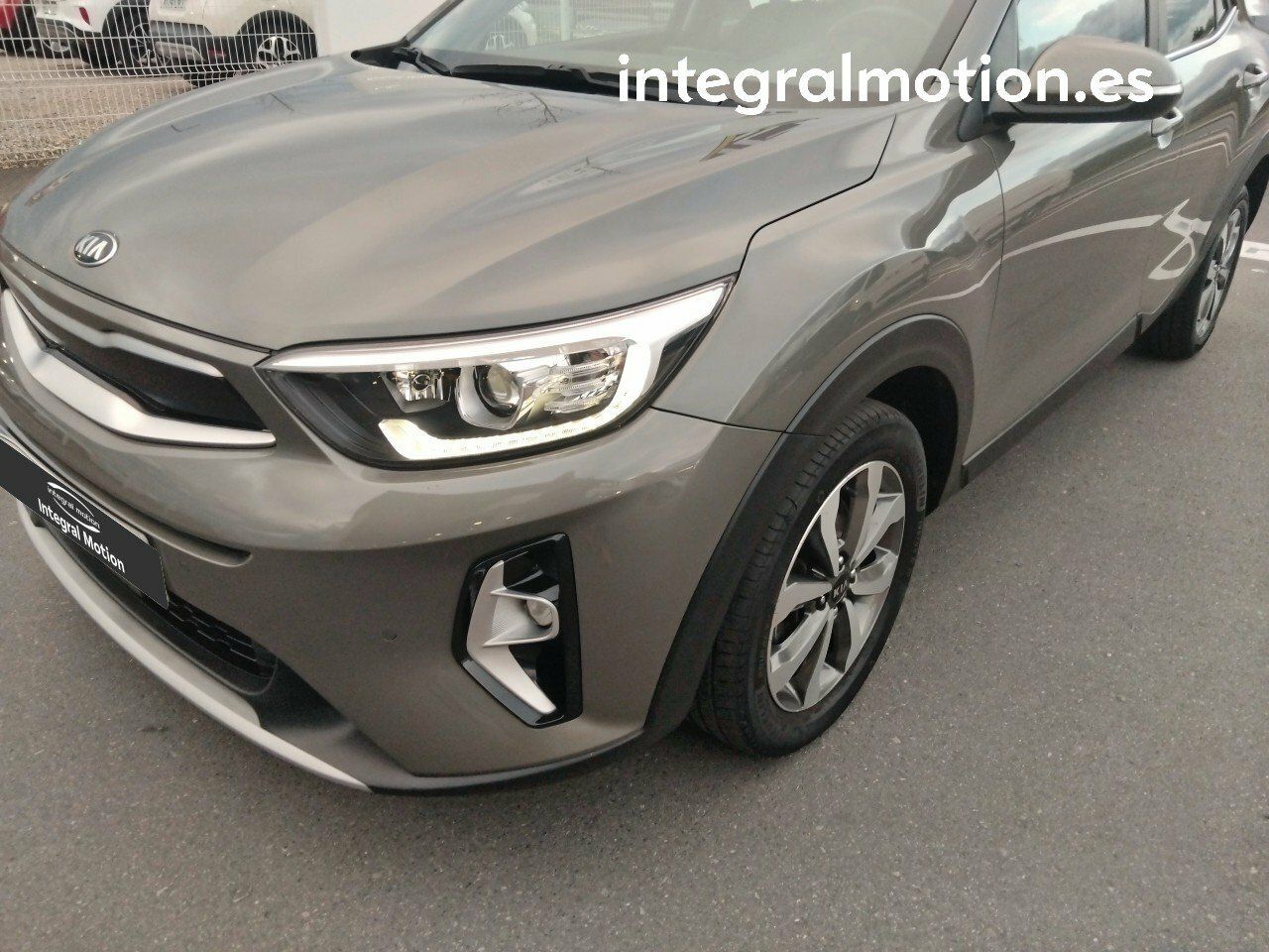 kia stonic 2021 / foto grande (3)