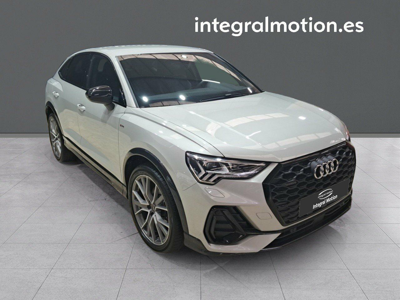 audi q3 2021 / foto grande (3)