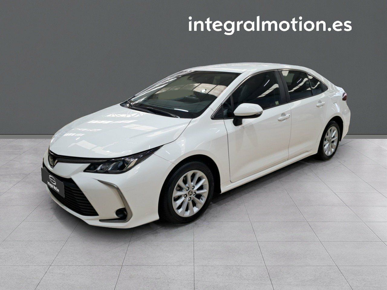 Toyota Corolla Sedán  125H Active Tech