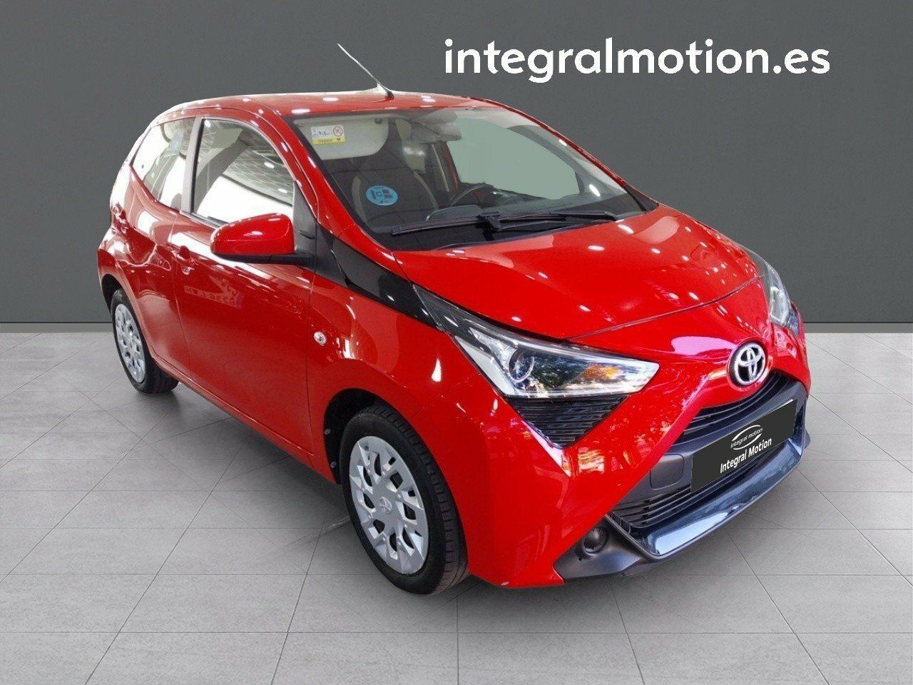 Toyota Aygo 1.0 70 x-play
