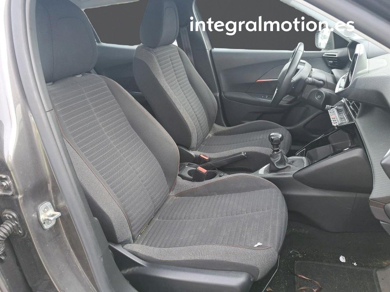 peugeot 2008 2021 / foto grande (3)