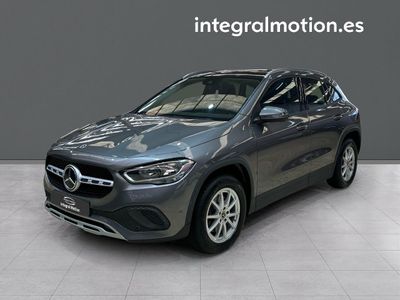 mercedes-gla-180-d-business-0