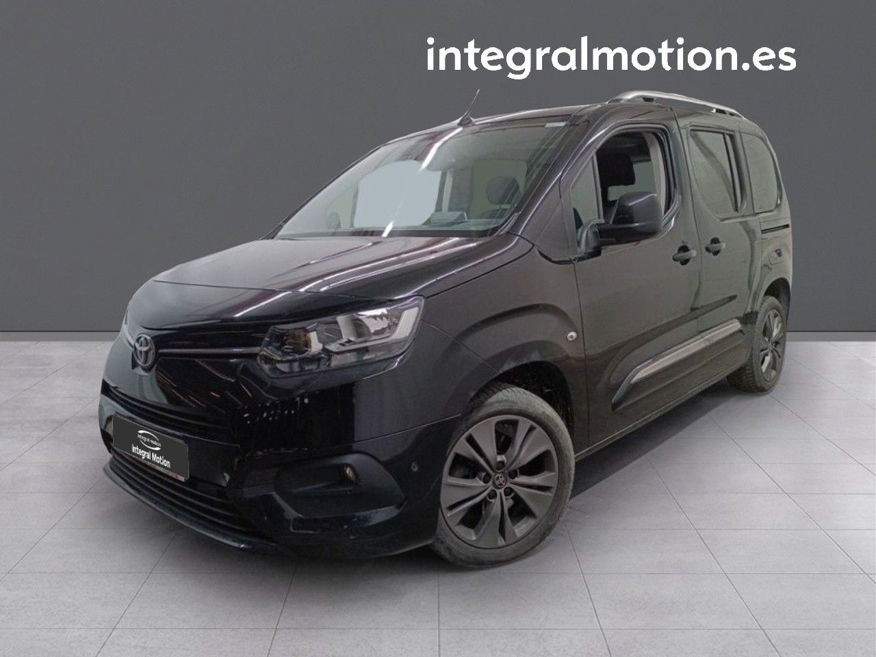 Toyota Proace City Verso COMBI 1.2i 96kW SWB Tracks Aut. 5d
