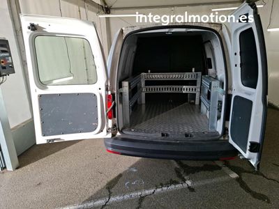 volkswagen-caddy-2-0-tdi-75cv-business-line-17 Thumbnail