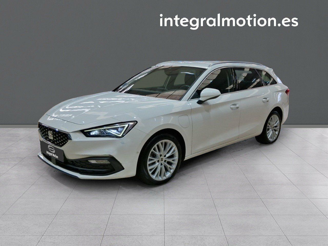 Seat Leon 1.4 e-Hybrid DSG-6 SandS Xcellence Go L