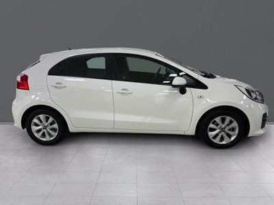 kia-rio-1-4-crdi-57kw-77cv-concept-25 Thumbnail