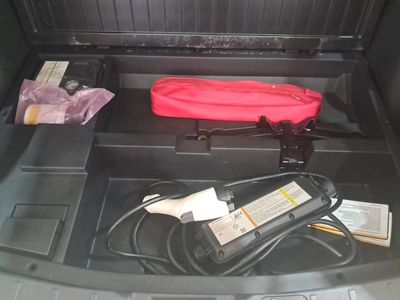 mitsubishi-outlander-2-4-phev-kaiteki-auto-4wd-31 Thumbnail