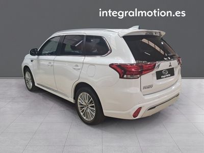 mitsubishi-outlander-2-4-phev-kaiteki-auto-4wd-3 Thumbnail