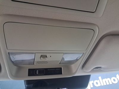 mitsubishi-outlander-2-4-phev-kaiteki-auto-4wd-18 Thumbnail