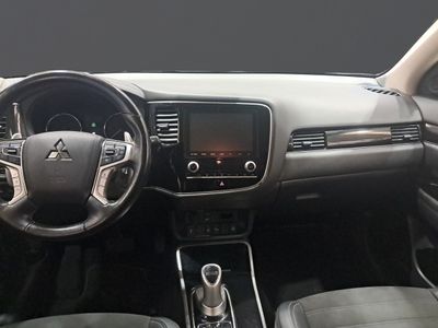 mitsubishi-outlander-2-4-phev-kaiteki-auto-4wd-6 Thumbnail
