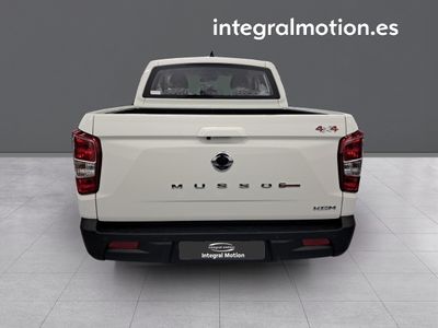 kgm-musso-sports-d22dtr-4x4-pro-gsr-auto-24 Thumbnail