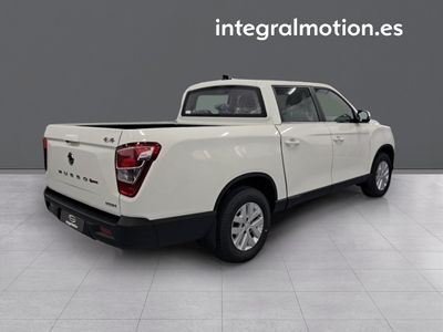 kgm-musso-sports-d22dtr-4x4-pro-gsr-auto-4 Thumbnail