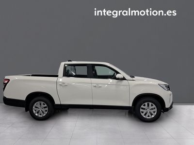 kgm-musso-sports-d22dtr-4x4-pro-gsr-auto-25 Thumbnail