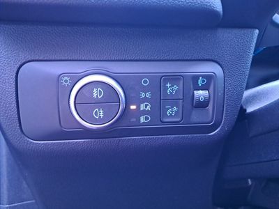 ford-kuga-titanium-2-0-ecoblue-140kw-4x4-auto-13 Thumbnail