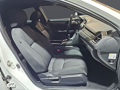 honda-civic-1-0-i-vtec-turbo-elegance-nav-8 Thumbnail