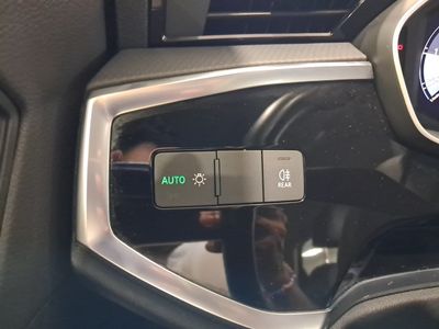audi-q3-35-tdi-110kw-150cv-s-tronic-22 Thumbnail