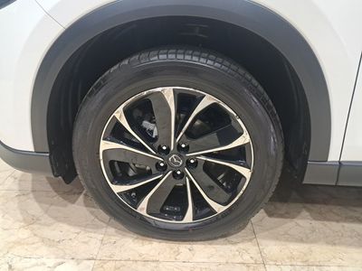 mazda-cx-5-e-sky-g-mhev-2-0-121kw-center-line-plus-28 Thumbnail