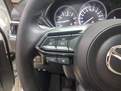 mazda-cx-5-e-sky-g-mhev-2-0-121kw-center-line-plus-11 Thumbnail