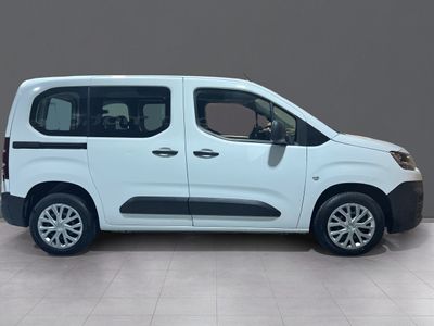 citro-n-berlingo-talla-m-bluehdi-100-s-s-live-pack-monovolumen-compacto-25 Thumbnail