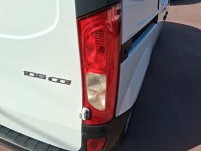 mercedes-citan-1-5-cdi-109-furgon-95cv-17 Thumbnail