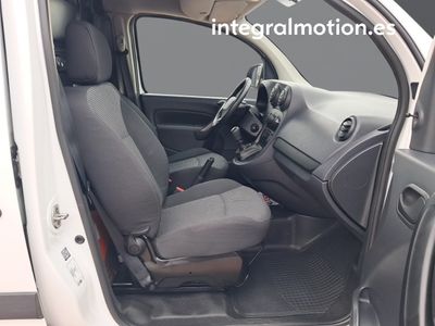 mercedes-citan-1-5-cdi-109-furgon-95cv-9 Thumbnail