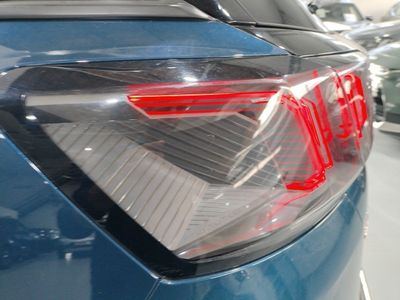 peugeot-3008-1-5-bluehdi-96kw-130cv-s-s-allure-pack-27 Thumbnail