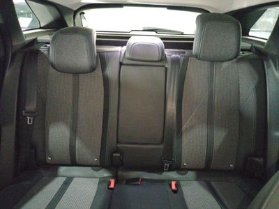 peugeot-3008-1-5-bluehdi-96kw-130cv-s-s-allure-pack-19 Thumbnail