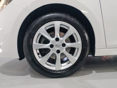 opel-corsa-1-2t-xhl-74kw-100cv-edition-28 Thumbnail