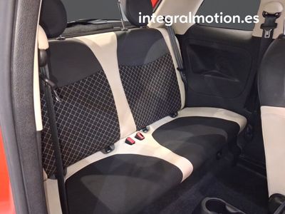 fiat-500-dolcevita-1-0-hybrid-51kw-70-cv-9 Thumbnail