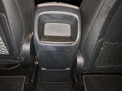mercedes-glb-180-d-5d-20 Thumbnail