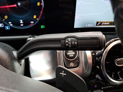 mercedes-glb-180-d-5d-17 Thumbnail