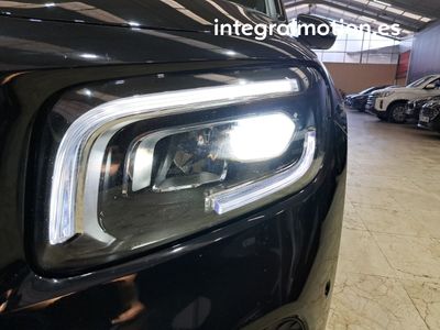 mercedes-glb-180-d-5d-26 Thumbnail