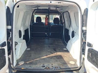 renault-express-van-diesel-1-5-blue-dci-95hp-confort-s-s-8 Thumbnail