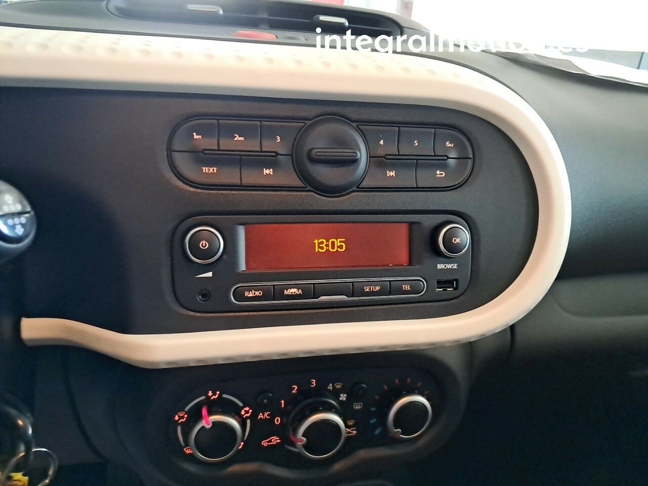 bg