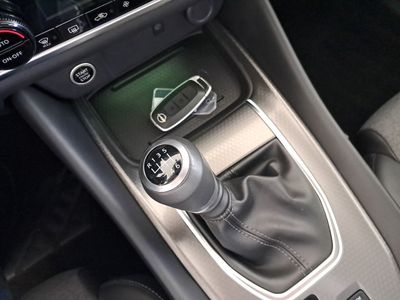 nissan-qashqai-dig-t-103kw-n-connecta-17 Thumbnail