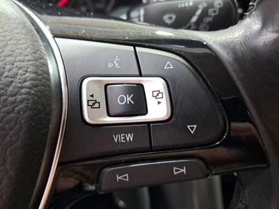 volkswagen-t-roc-advance-1-0-tsi-85kw-115cv-12 Thumbnail