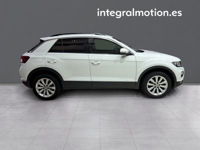 volkswagen-t-roc-advance-1-0-tsi-85kw-115cv-25 Thumbnail