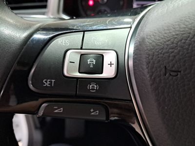 volkswagen-t-roc-advance-1-0-tsi-85kw-115cv-11 Thumbnail